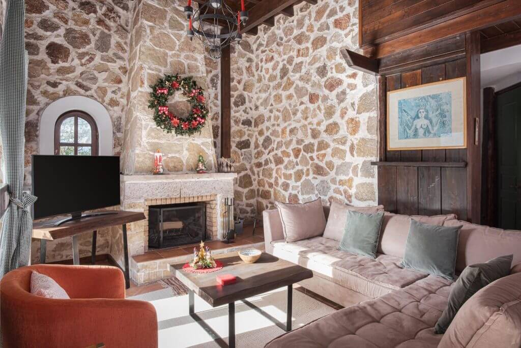 Parnassus Woodstone Chalet