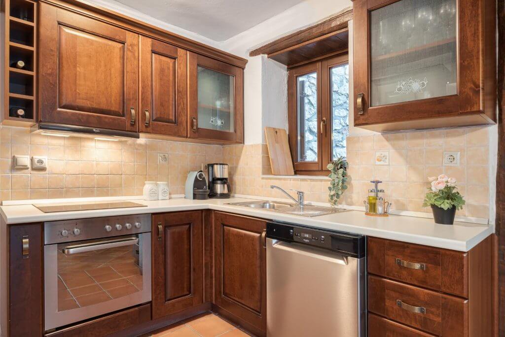 Parnassus Woodstone Chalet