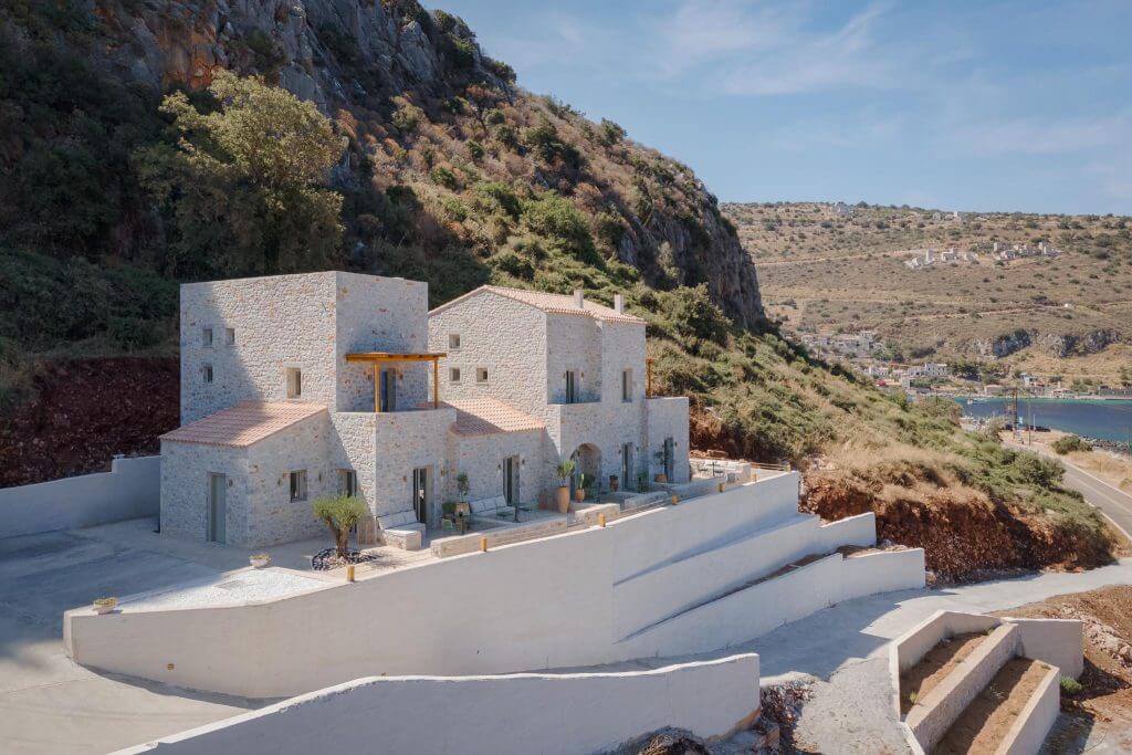 Yerma Suites Limeni