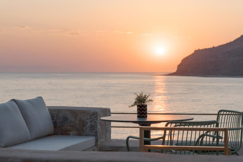 Yerma Suites Limeni